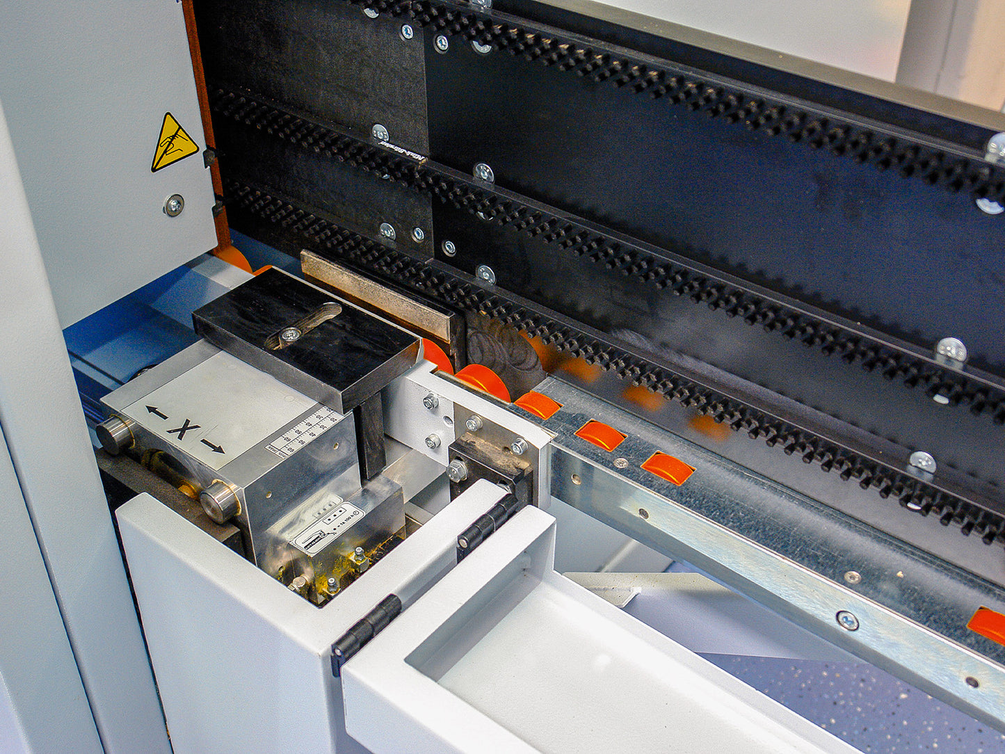 DRILLTEQ V-200 A flexible all-rounder for processing in just 5 m²